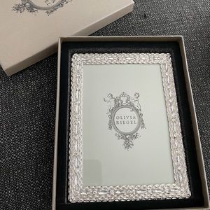 Olivia Riegel picture frame